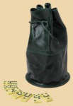 Домино Викинг тёмно-зелёное (мешочек из натуральной кожи)